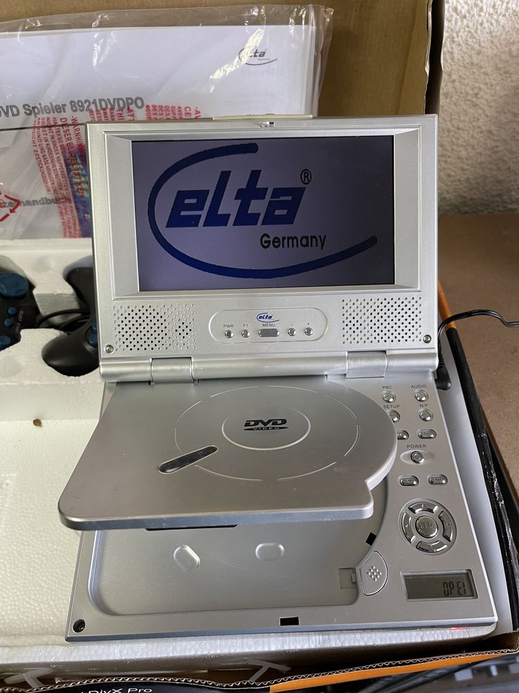 ELTA 7” Portabler DVD MPEG4 Player