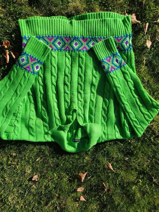 Пуловери дамски плетиво