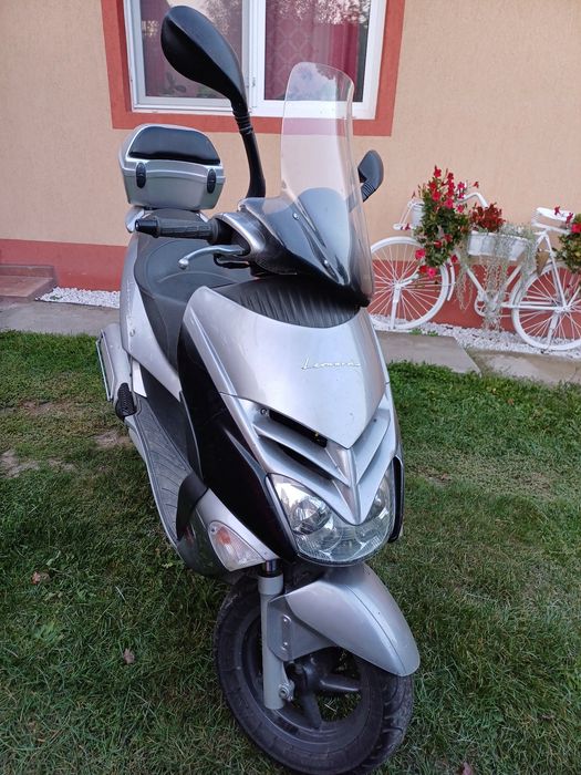 Aprilia Leonardo 125