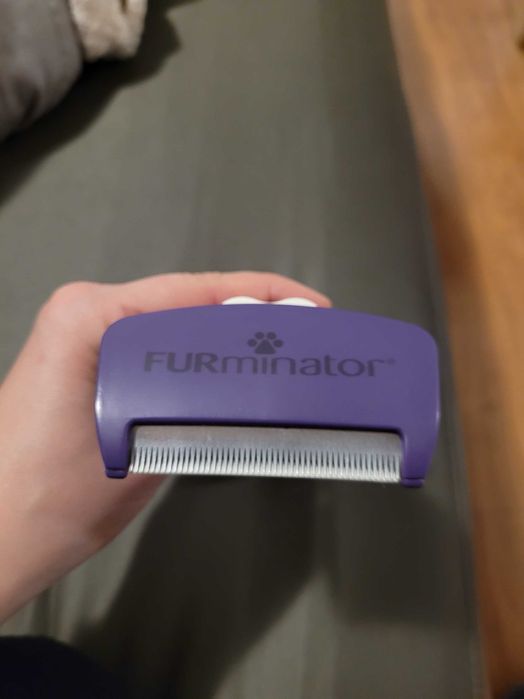 Perie pisici par mediu/lung Furminator original