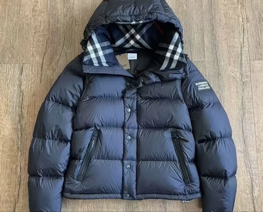Пуховик burberry , синяя, размер l-xl
