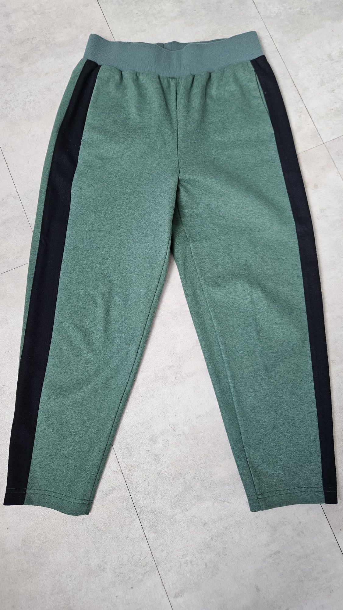 Benetton pantalon jogger M tricot