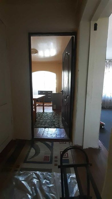 Срочно продам 1 комнатную метро Мирзо Улугбек