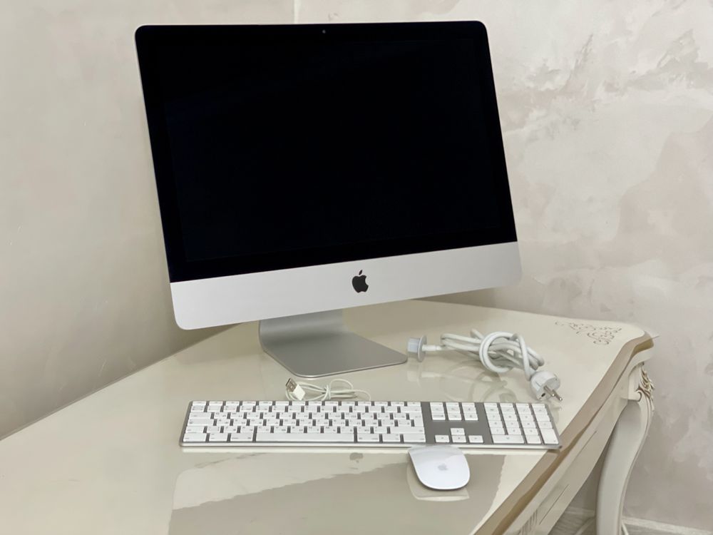 Apple iMac 21/ 2020г/ аймак в Идеале ! core i5