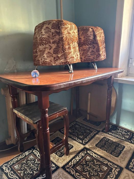 Стол стул сотилади