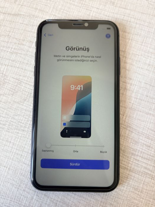 Iphone 11  64 GB negru
