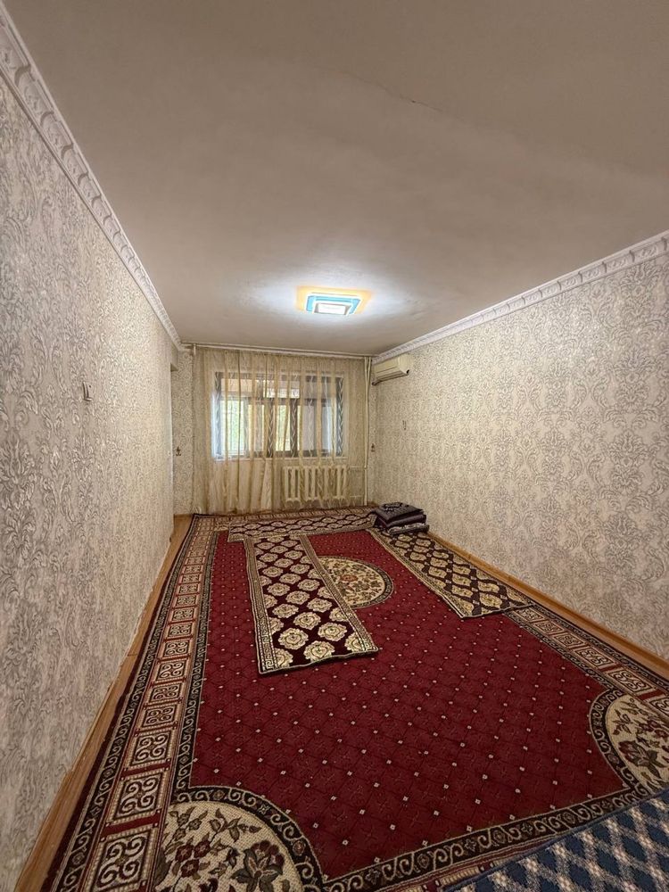 Сдается 3 х комнатная квартира на 1 этаже Пиридастгир 250 $
