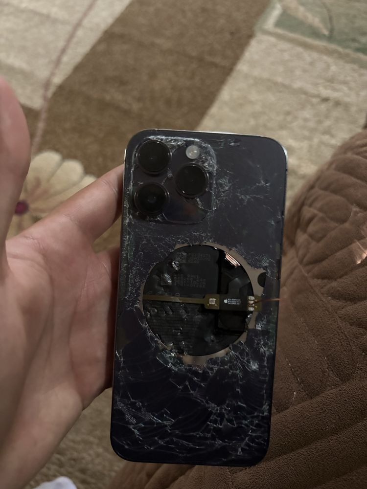 iPhone 14 pro maks