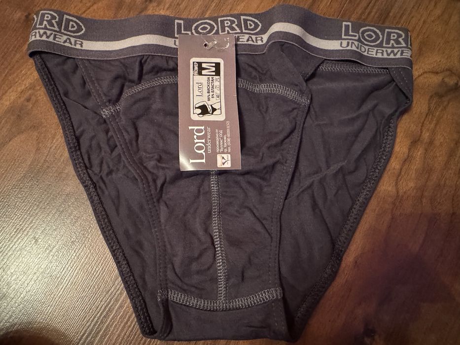 Бельо, слипове, боксерки от затворен магазин