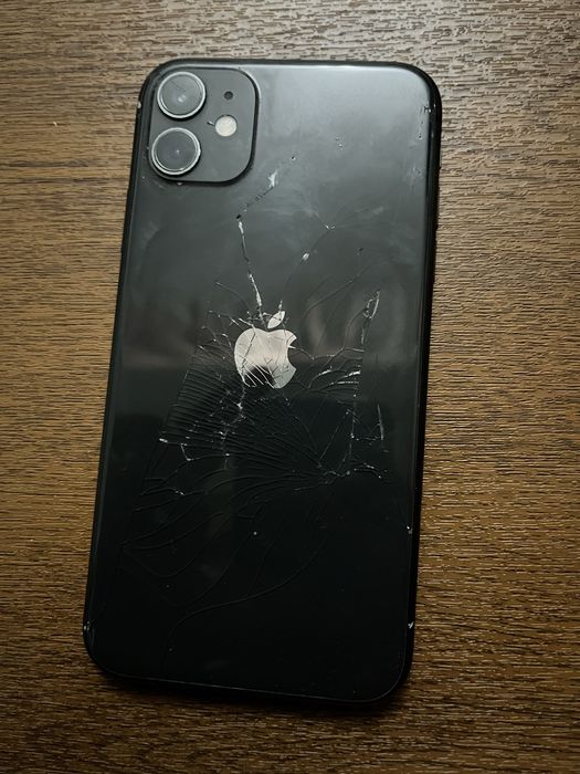 Iphone11 karobka dk bor