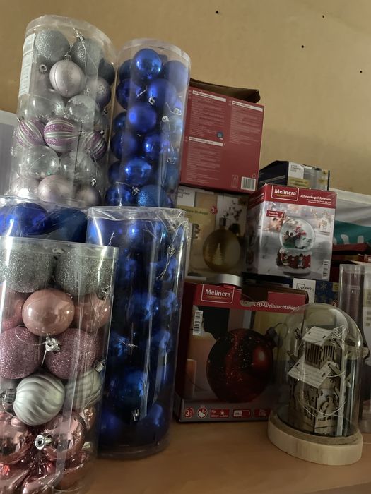 Paleti decoratiuni de craciun