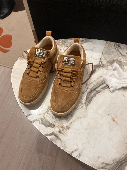 Pantofi piele intoarsa