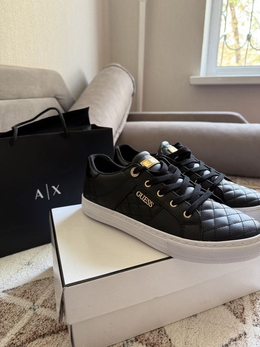 Кеды guess.      .