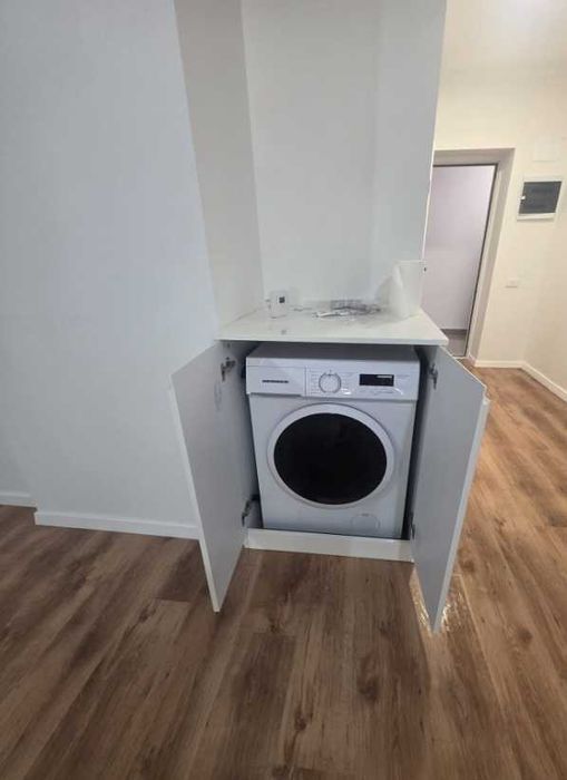 Zona Eroii Revolutiei-Brancoveanu 38 mp bloc nou parcare