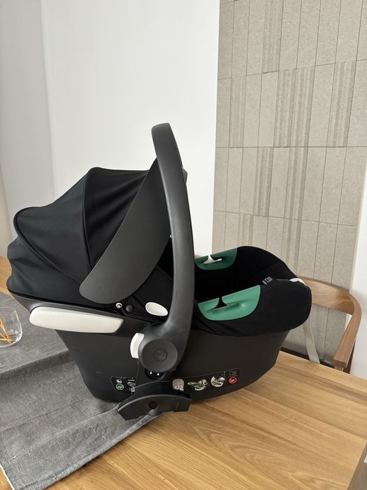 Scoica Cybex Aton I-size Moon Black