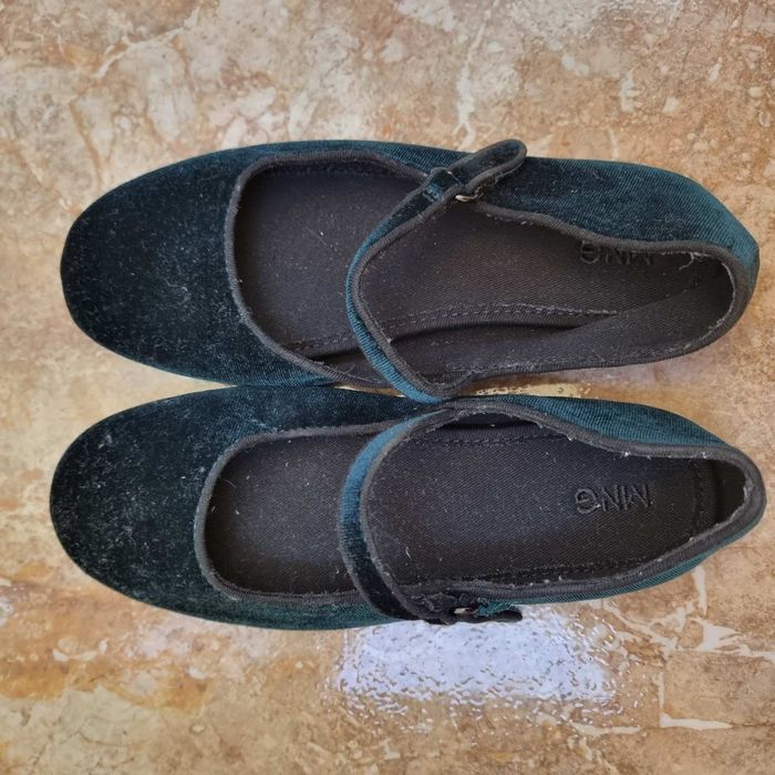 Обувки за момиче