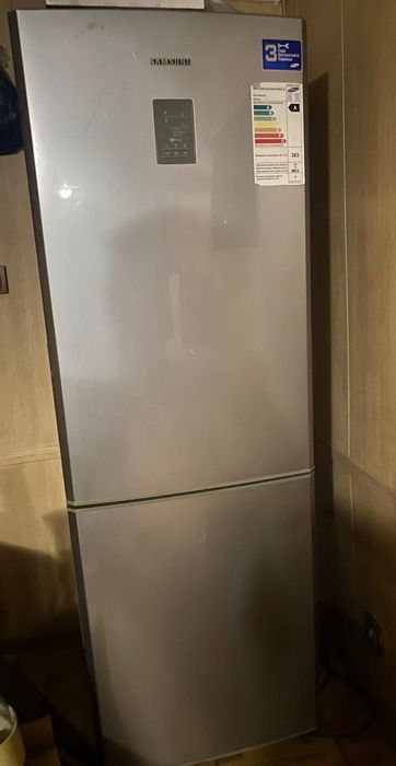 Продам холодильник Samsung