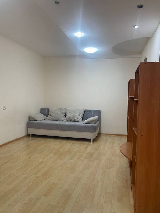 Беруни метро якин 2 хонали ижара