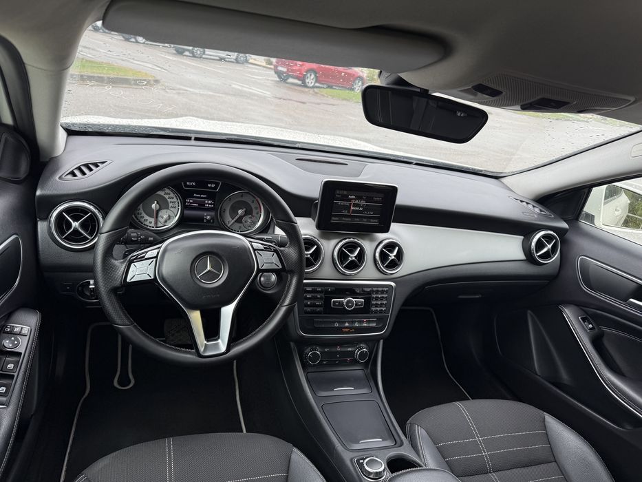 Mercedes GLA 180 euro 6 1.5diesel 2015 camera led Rate/buyback