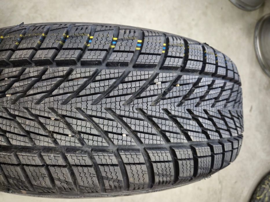 1 anvelopa iarna Goodyear 205 55 16  DOT 2024