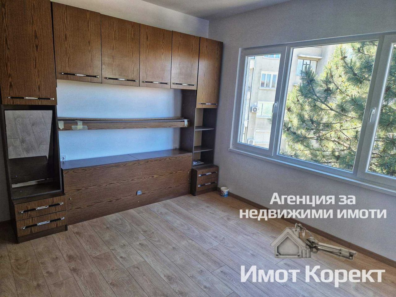 Продава се Четиристаен апартамент в Асеновград - 97 кв.м за 1547 €/кв.м - Снимка #3
