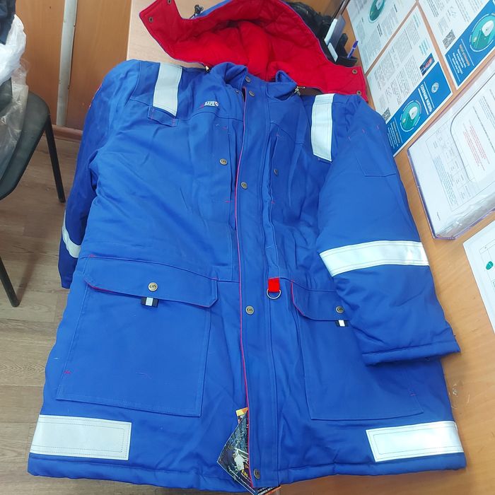 Продаётся спец куртка