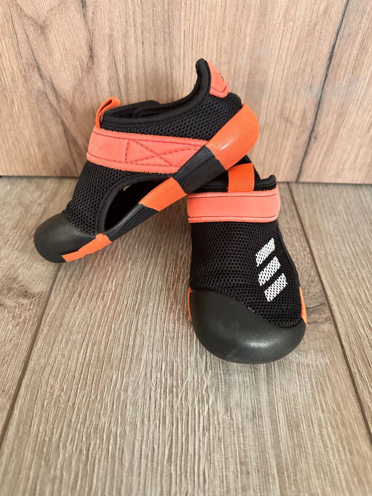 Сандали за момче Adidas 27 номер