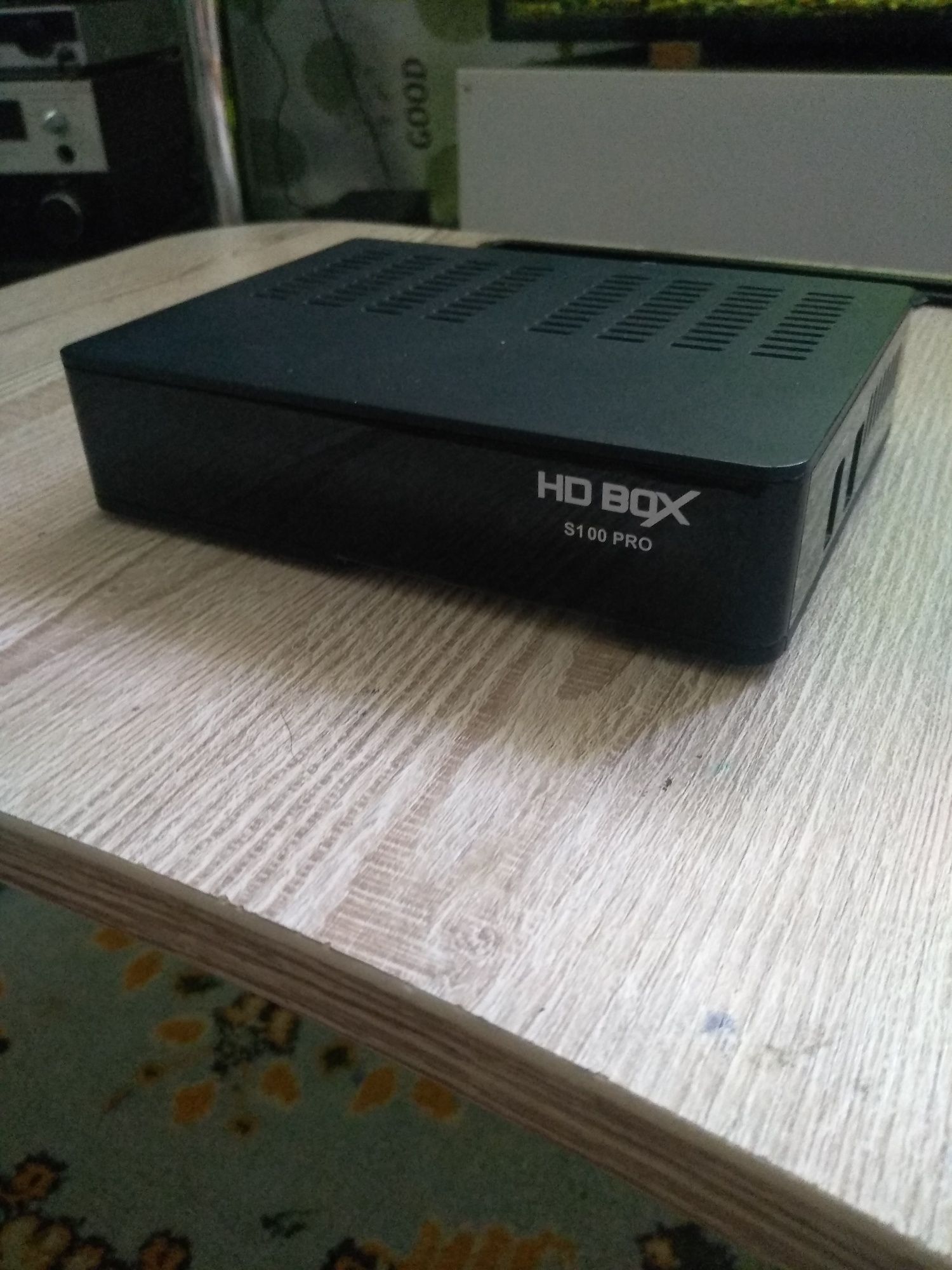 HD BOX S100 pro тюнер