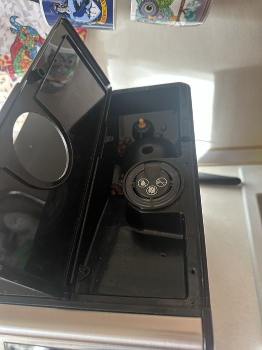 Кафеавтомат Saeko Lirika