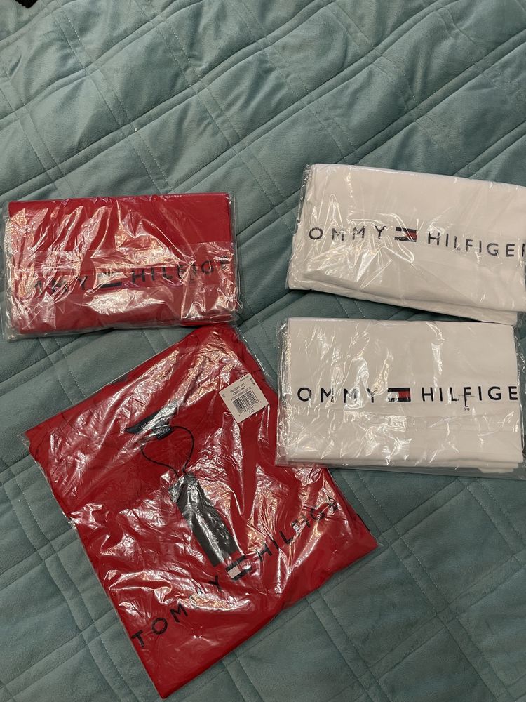 Продам футболки от Tommy Hilfiger