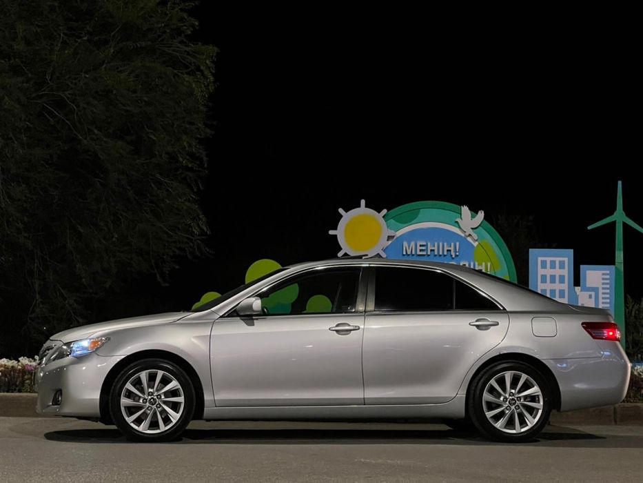 продам диски оригинал от камри 75 с резиной