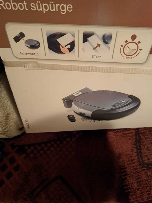 Aspirator robot  ,cuptor electric +aragaz ,aragaz camping