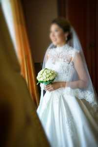 Продам свадебное платье от салона Елены Набокиной