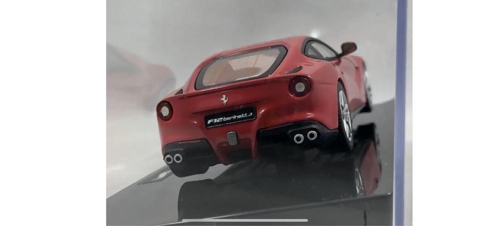 Macheta Ferrari F12 Berlinetta HotWheels Elite 1/43