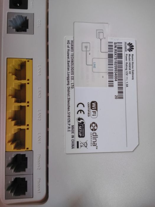 Schimb router Huawei ca si nou, in cutie ( cu telefon etc)