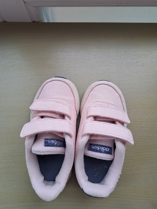 Adidași Adidas fetiță mărimea 23