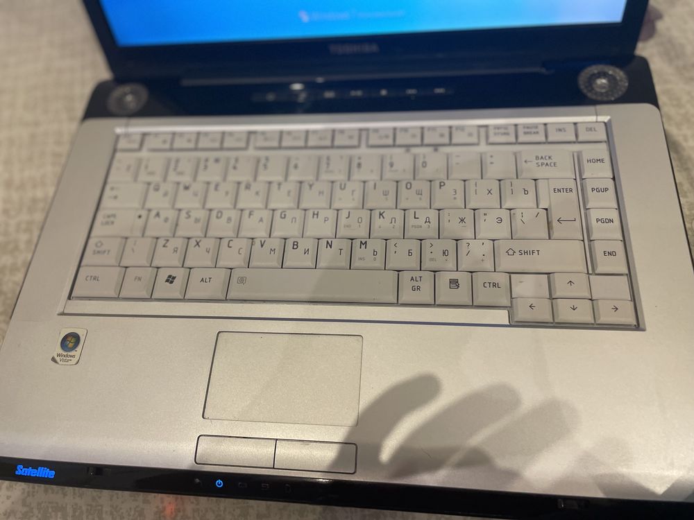 Toshiba Satellite A200-14E ноутбук