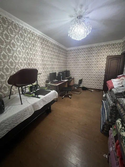 Продаю 4-х комнатную квартиру Сергели 7