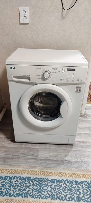 Стиральная машинка  автомат 5kg