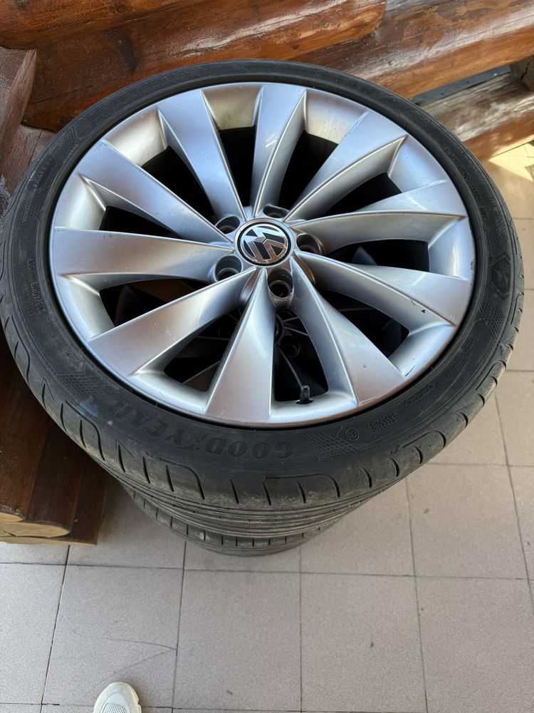 Volkswagen Scirocco 2011