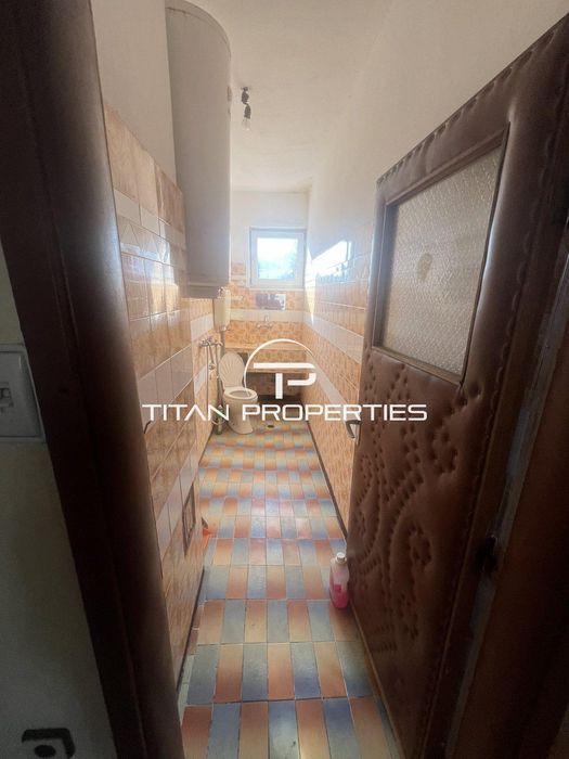 Дава се под наем Двустаен апартамент в Бургас, Меден рудник - зона Г - 70 кв.м за 178.5 € - Снимка #4