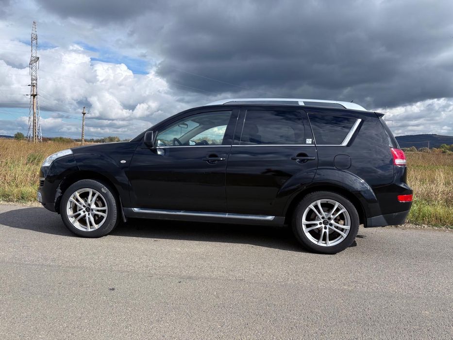 Vand citroen c crosser 2,2hdi 7 locuri suv