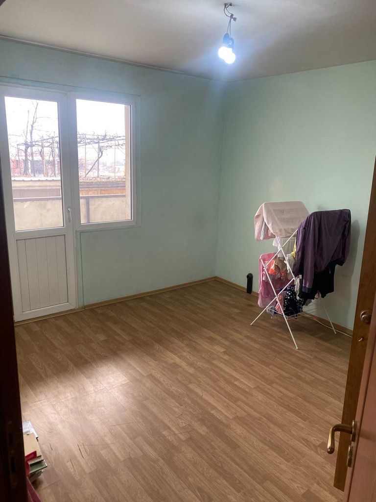 Продава се Многостаен апартамент в Разлог - 120 кв.м за 584 €/кв.м - Снимка #11
