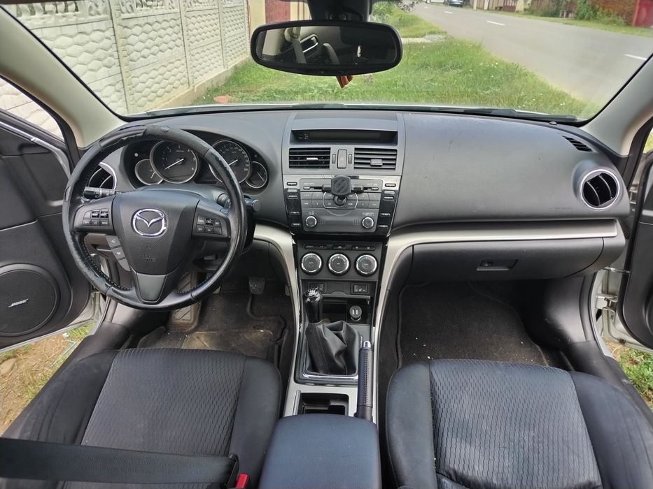 Vând Mazda 6! 2,2 CD 129 cp 2010