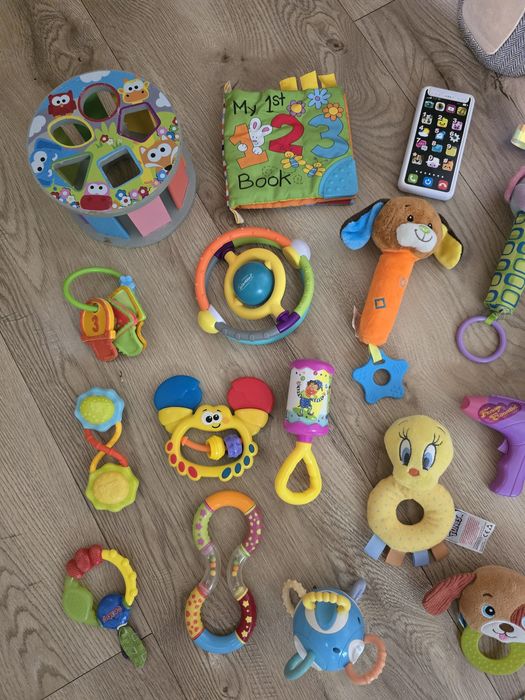 Lot jucării interactive