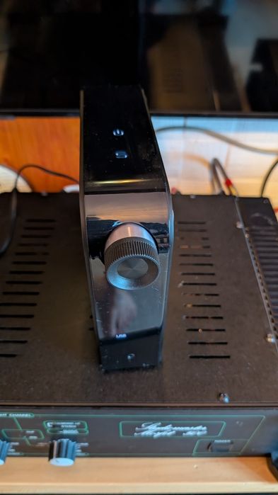 Nad d 1050  dac ,balansat , sunet foarte bun