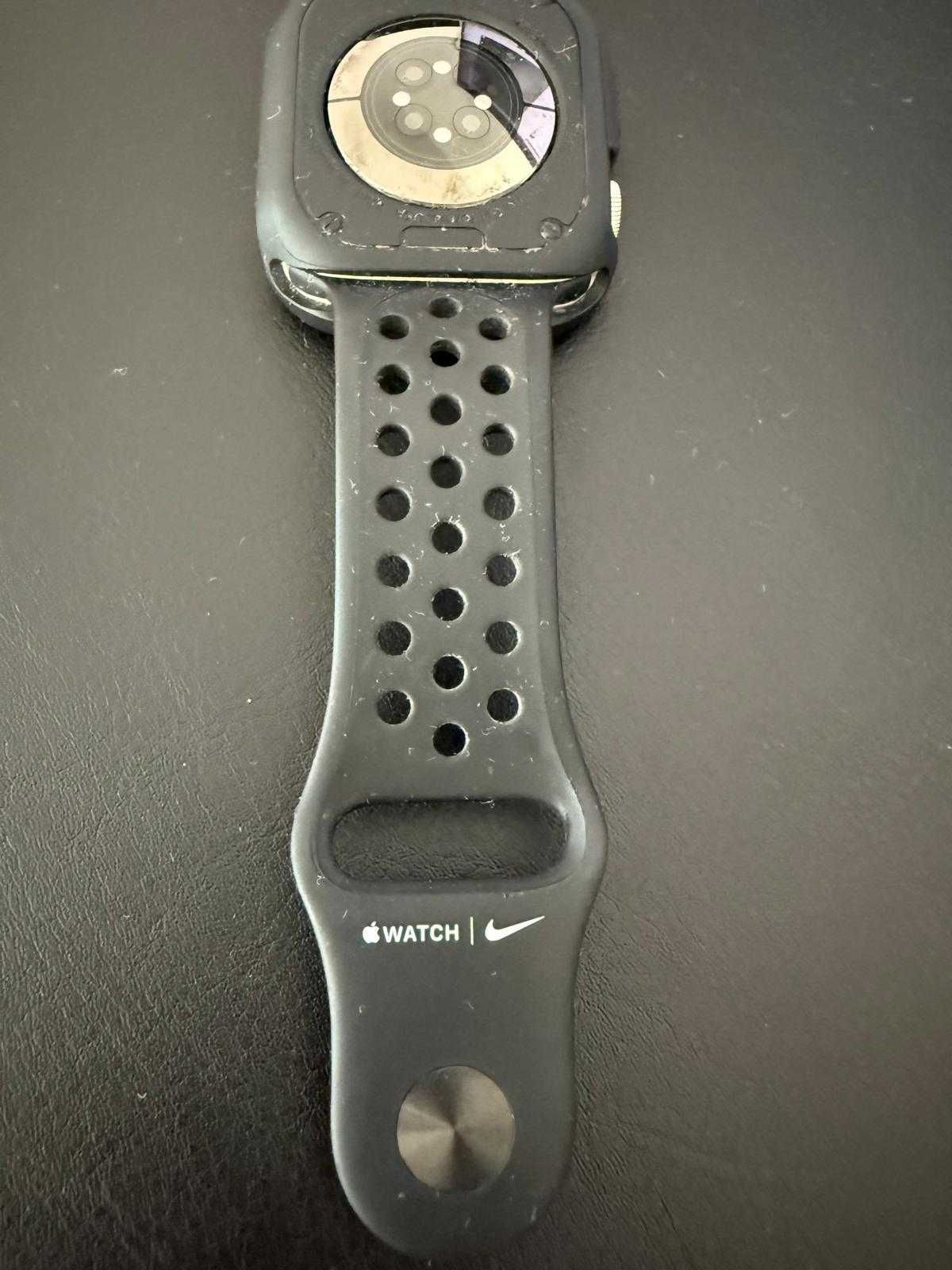 Apple Watch8,Cellular,Starlight Aluminium45mm,bratara Nike,husa Spigen