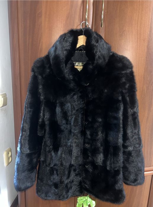 Продам норковую шубу