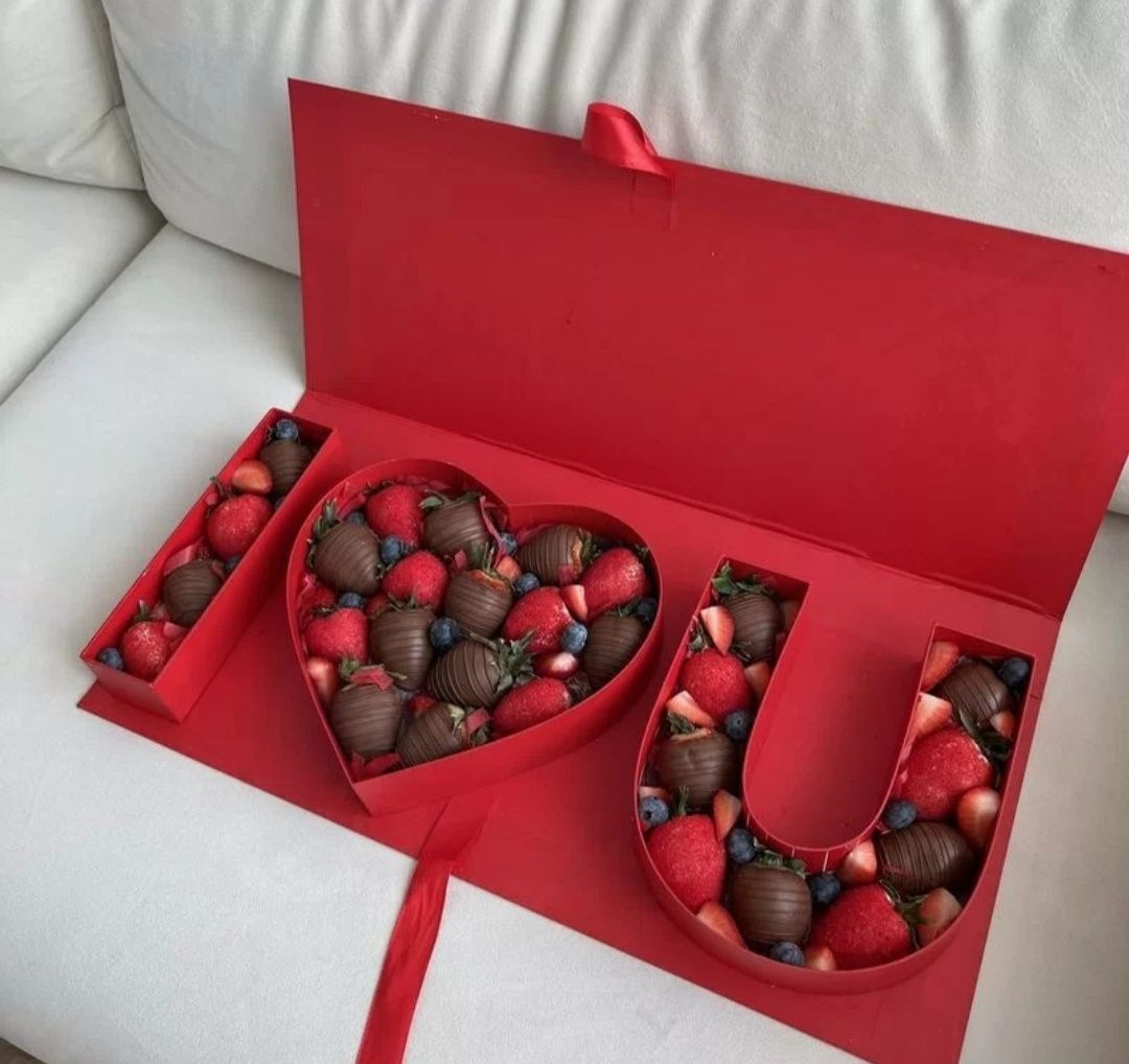 Отличный подарок Клубника в шоколаде Алматы