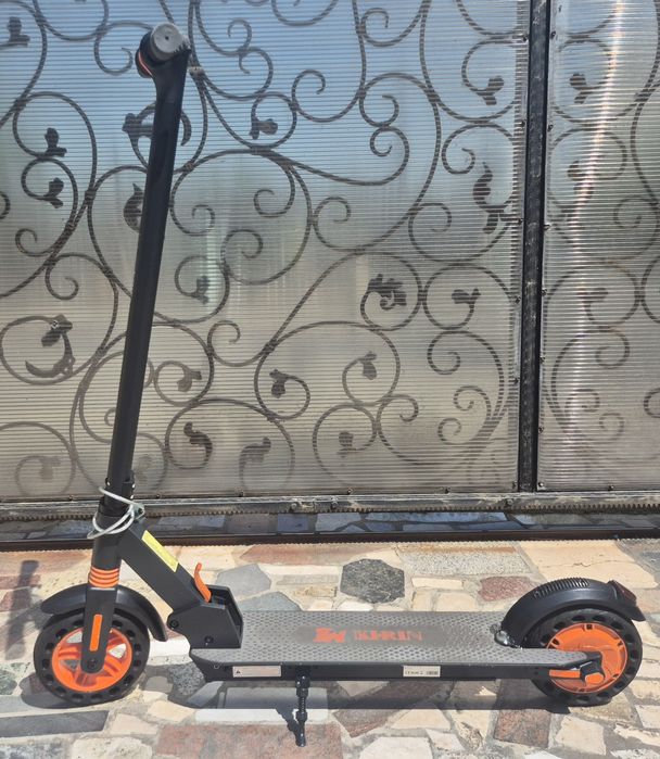 Trotina Elecreica Kugo Kirin S1